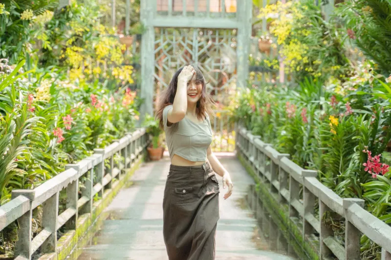 Speaking to the Bloom: How Luxury Travelers Are Finding Stillness Through the Ancient Art of Plant Communion